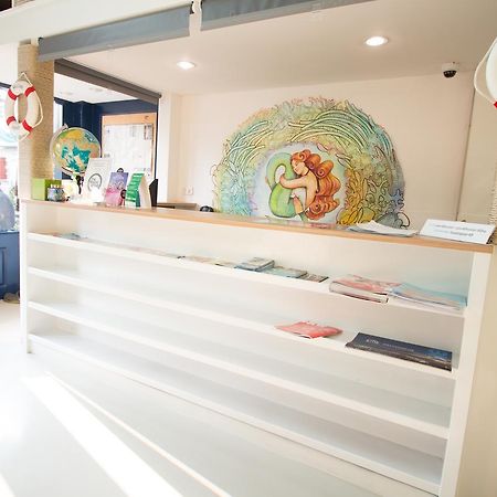 Pier 49 Hostel Bangkok Ngoại thất bức ảnh