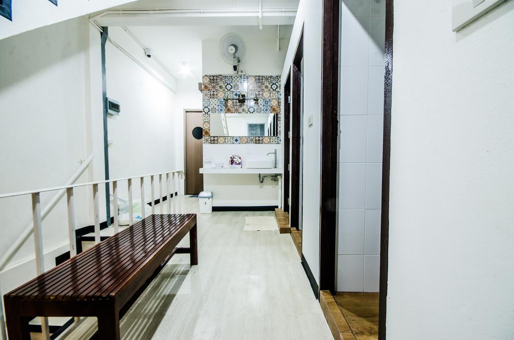 Pier 49 Hostel Bangkok Ngoại thất bức ảnh