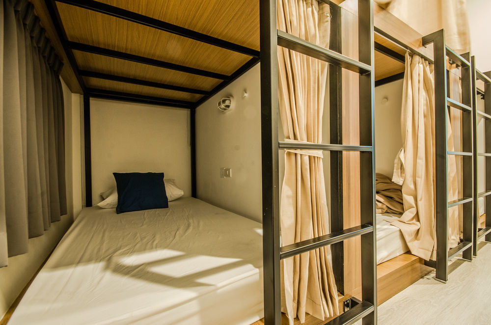 Pier 49 Hostel Bangkok Ngoại thất bức ảnh