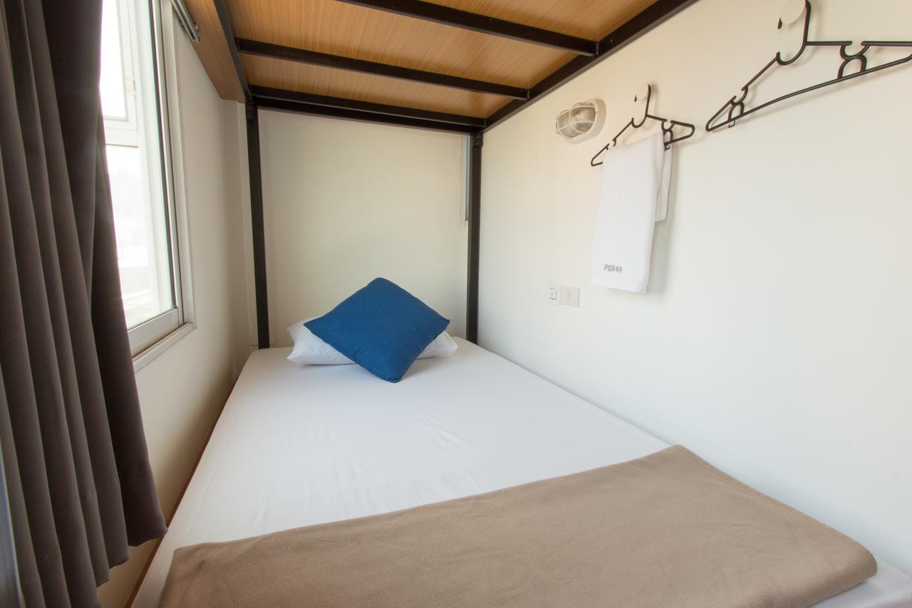 Pier 49 Hostel Bangkok Ngoại thất bức ảnh