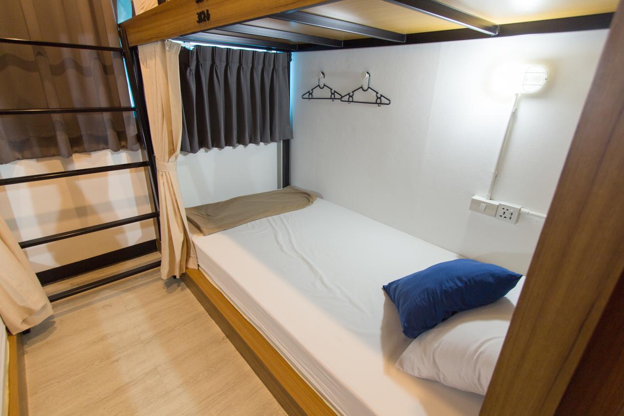 Pier 49 Hostel Bangkok Ngoại thất bức ảnh
