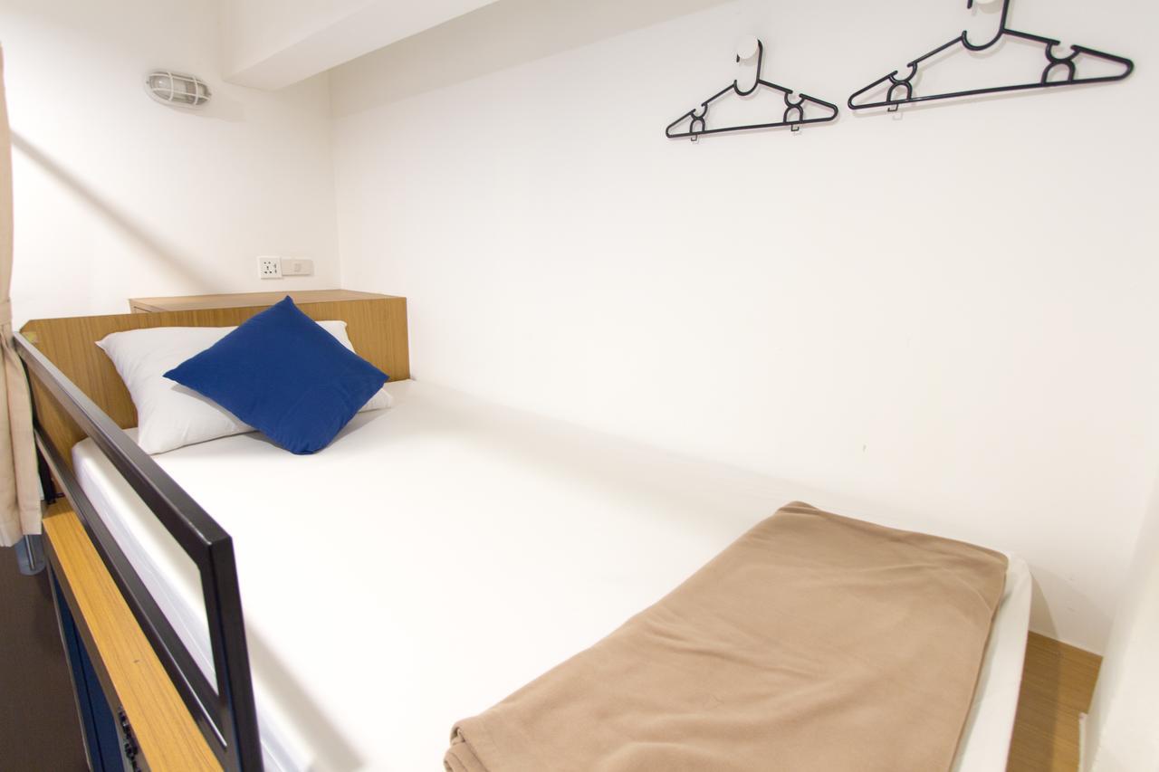Pier 49 Hostel Bangkok Ngoại thất bức ảnh