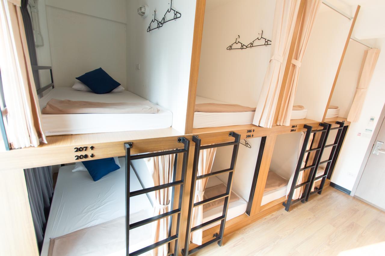 Pier 49 Hostel Bangkok Ngoại thất bức ảnh