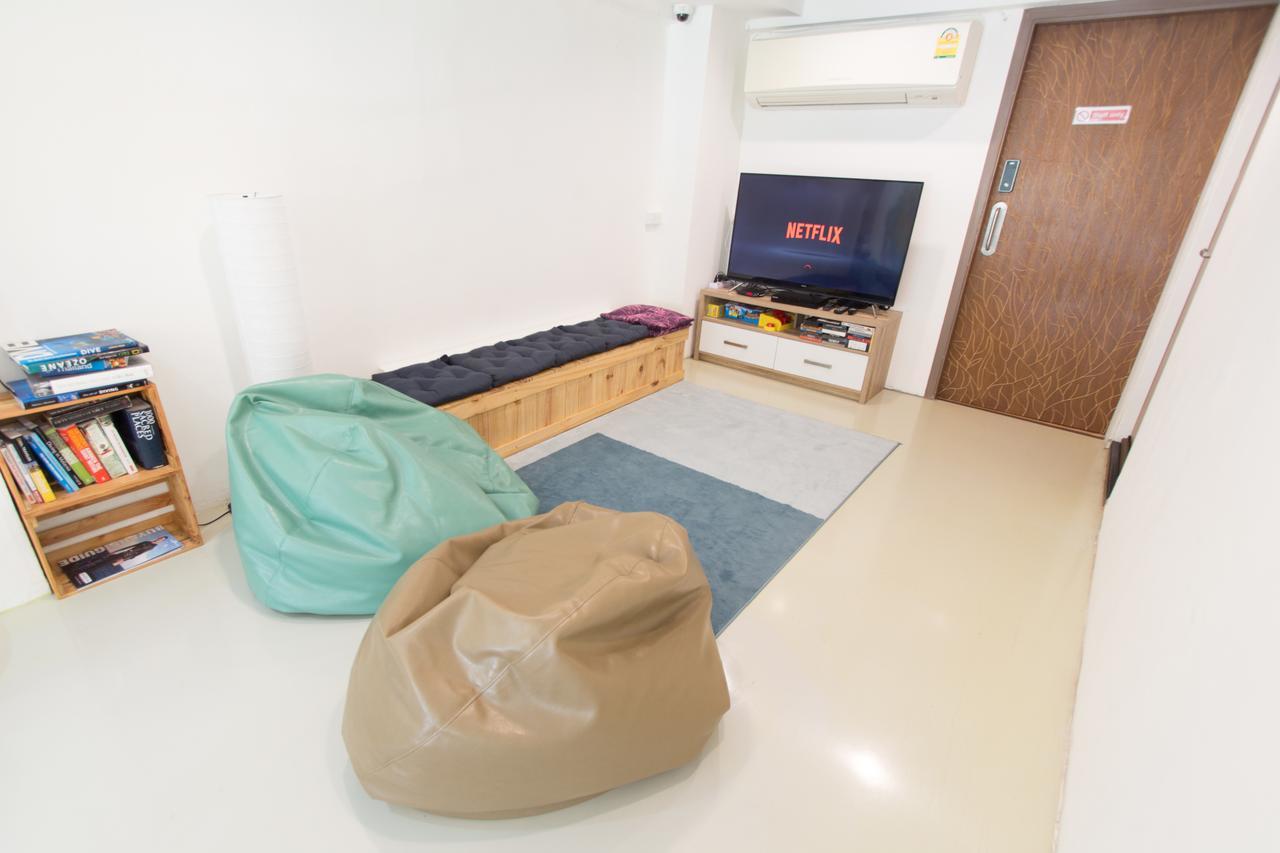 Pier 49 Hostel Bangkok Ngoại thất bức ảnh