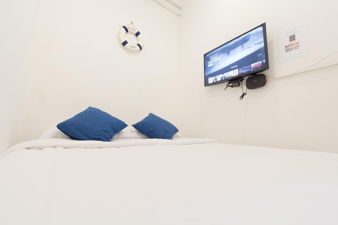 Pier 49 Hostel Bangkok Ngoại thất bức ảnh